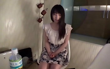 淫らなEカップと艶やかな肌を持つ魅惑のJAVナース・智美と欲望を満たす！