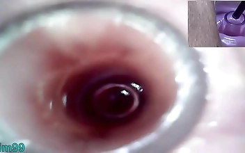 レズエクストリーム子宮頸部プレイとおしっこ穴ファックペニスディルドで快感を解き放つ