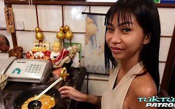 ルシャス・ピッカ・タイの『タイ・コック・ショッカー』で欲望を解き放て！』は、視聴者の注目を集めること間違いなしの新作だ。