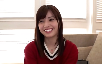 無限の性欲を秘めた魅惑の女 - JAV フリフリ衣装の美女！