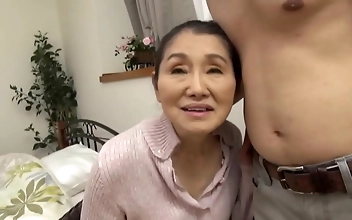 この熟女を興奮させたらどうする？- パート